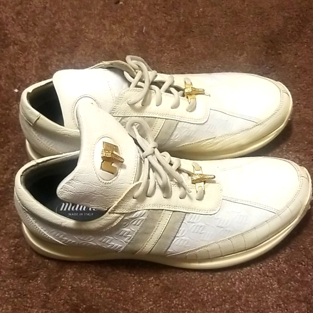 Mauri size 13 white crocodile skin shoes